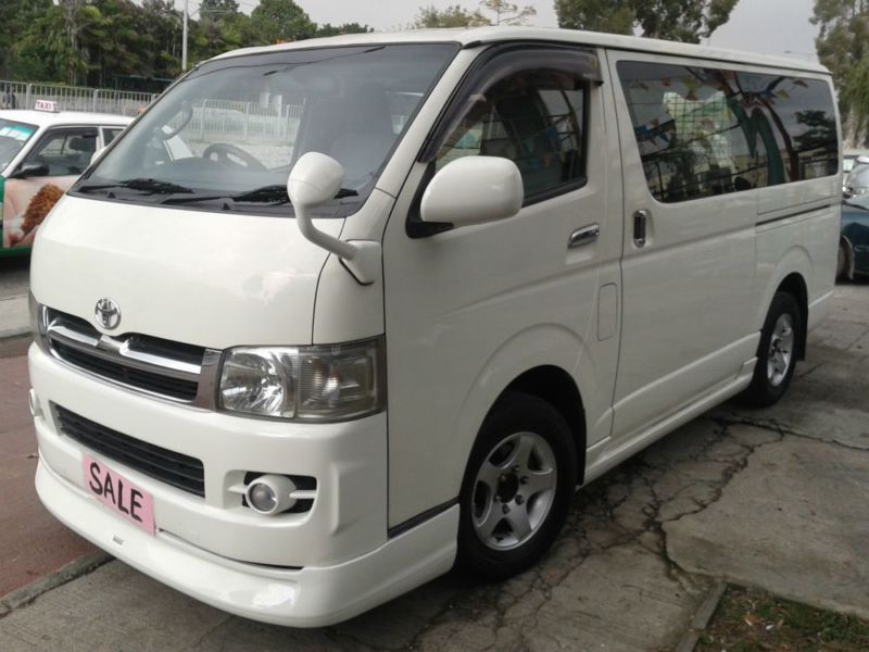 hiace1.JPG